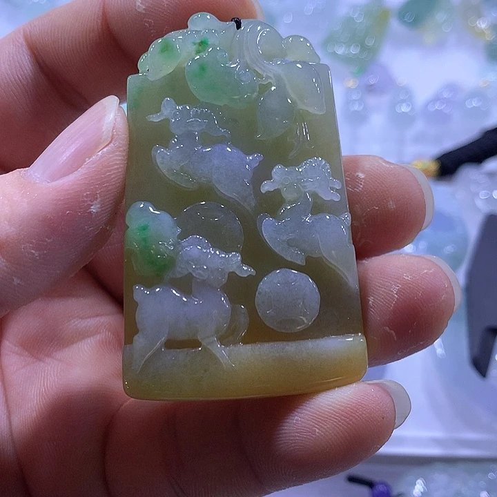 翡翠未镶嵌颈饰天然翡翠A货吊坠