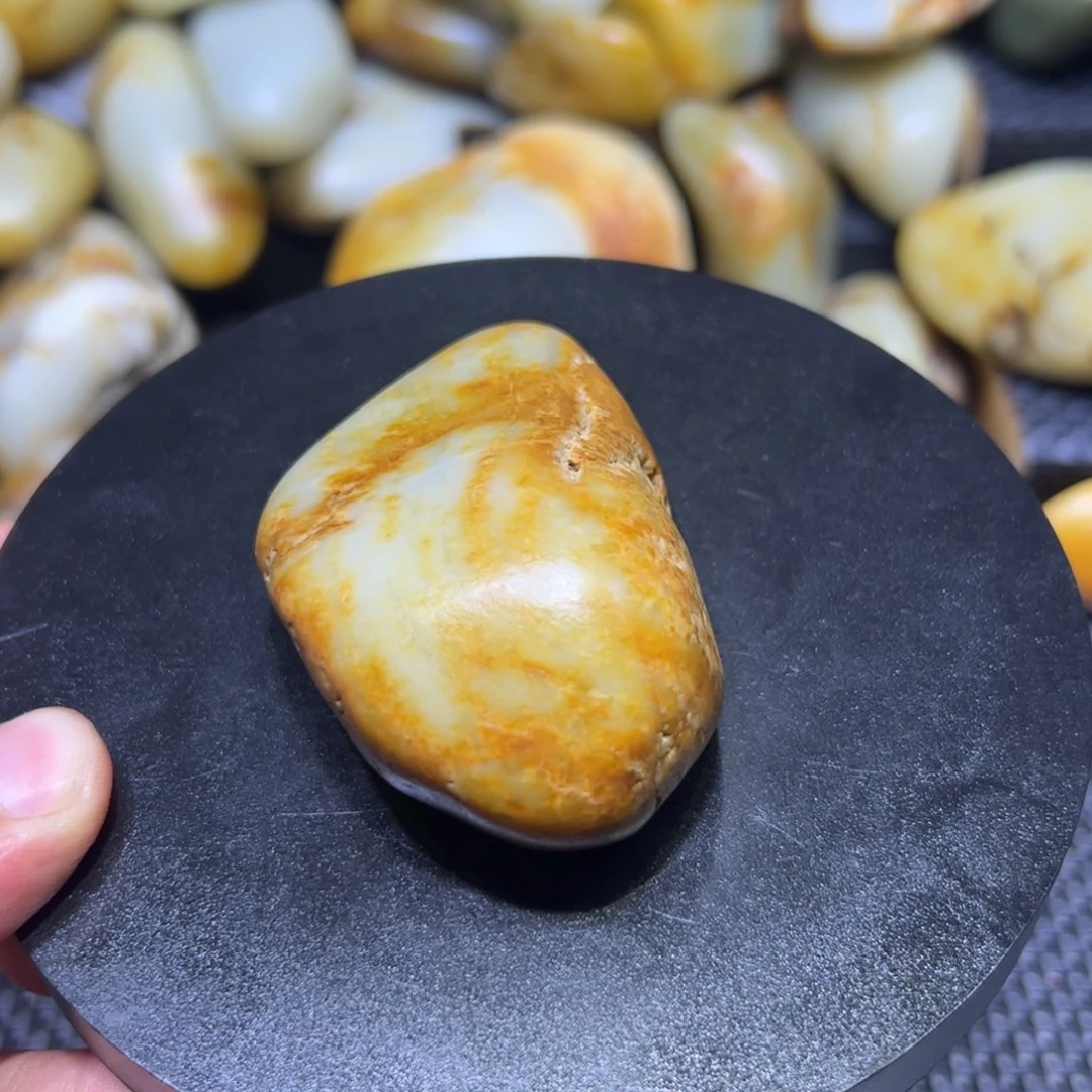 和田玉（子料）未镶嵌颈饰147.8克