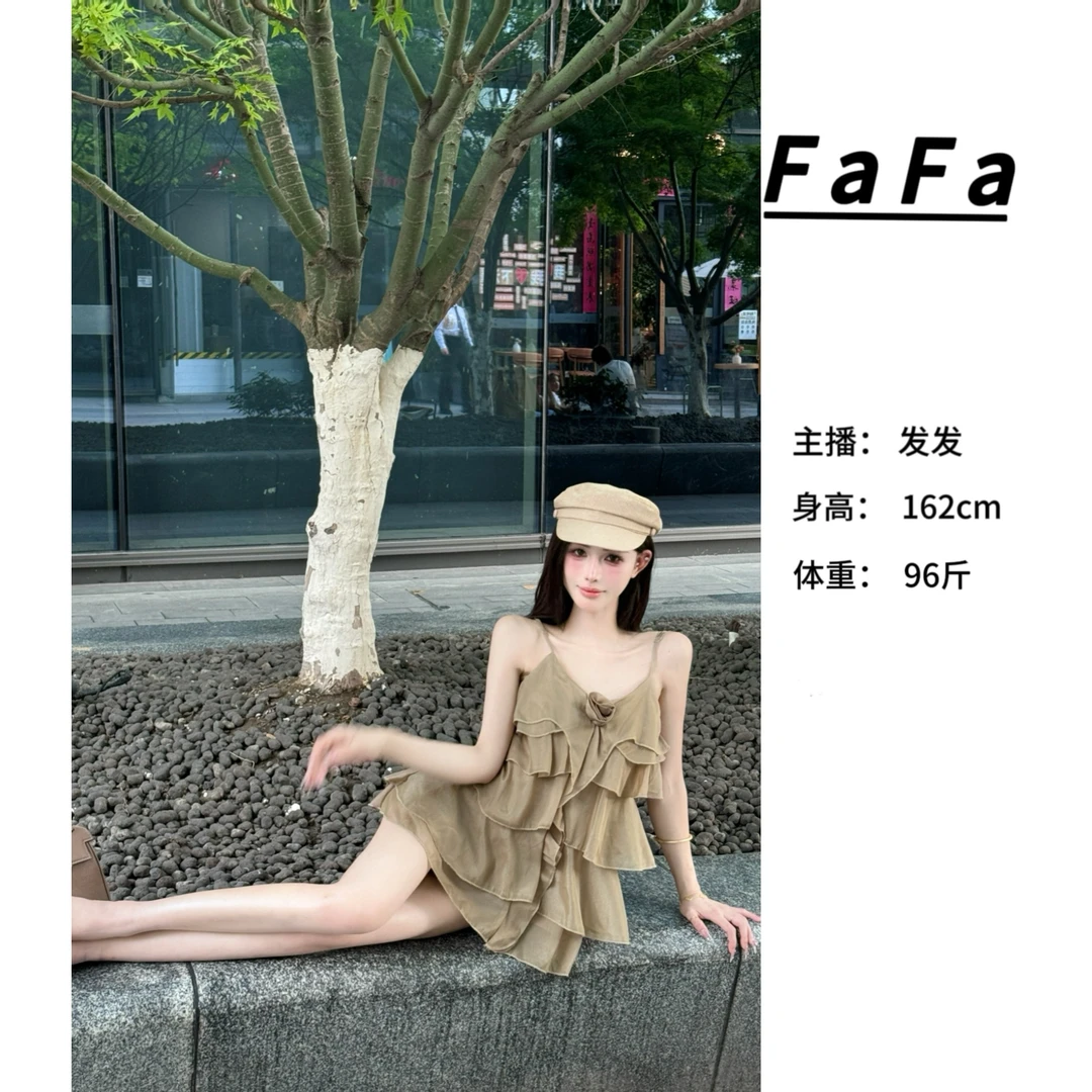 FaFa ●【皎皎枯叶蝶】夏季显瘦气质露肩上衣预X4SY0868A