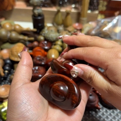 维腊木（绿檀）当****M