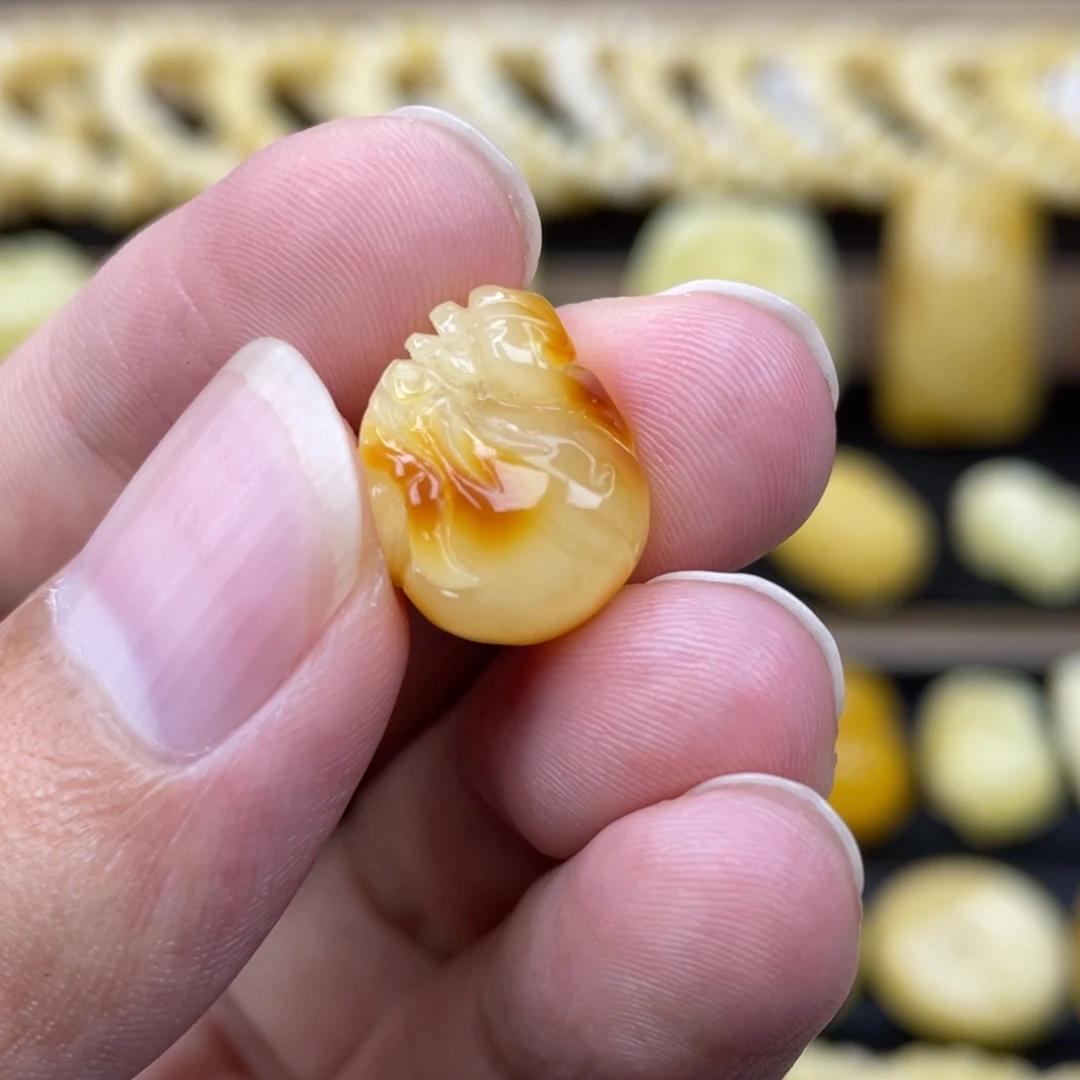 未镶嵌琥珀裸石琥珀蜜蜡