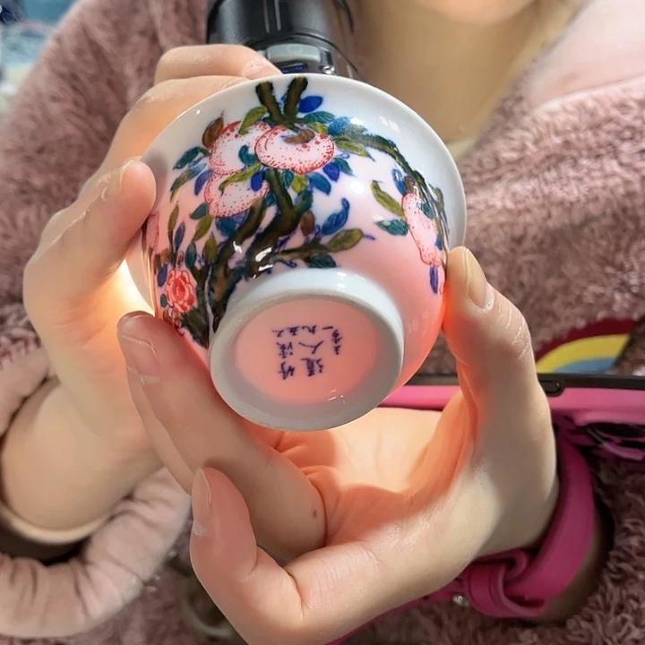 瓷片画****绢/////景德镇陶瓷杯。红。