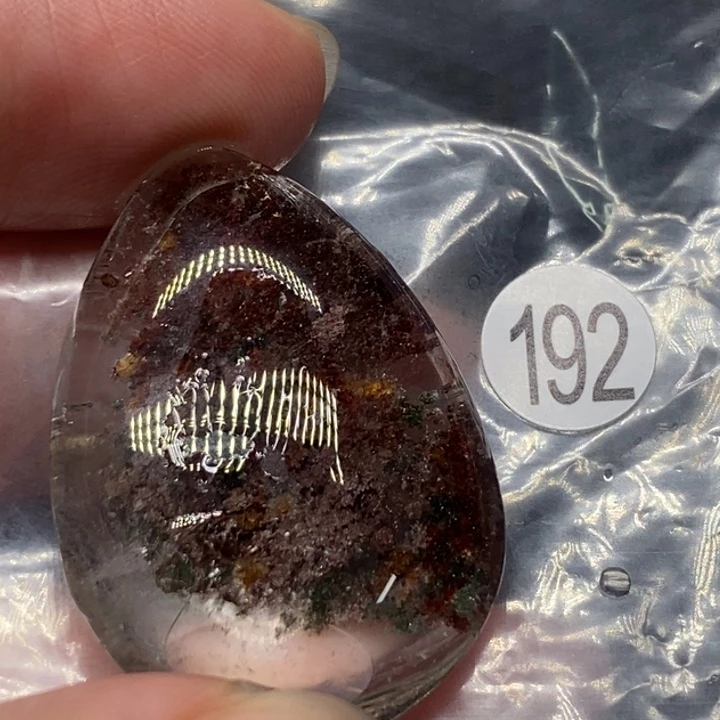 L***a水晶未镶嵌颈饰水晶