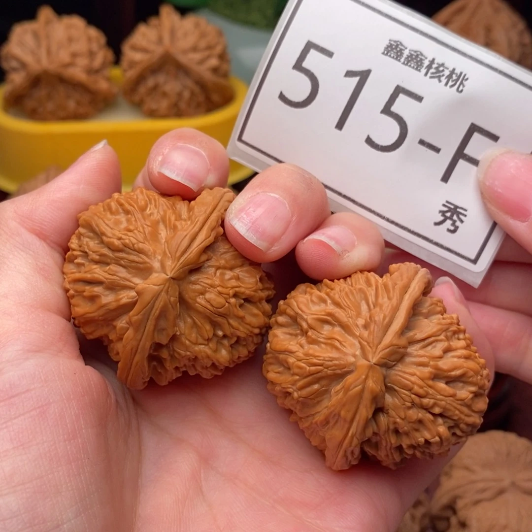 文玩核桃把件白狮42