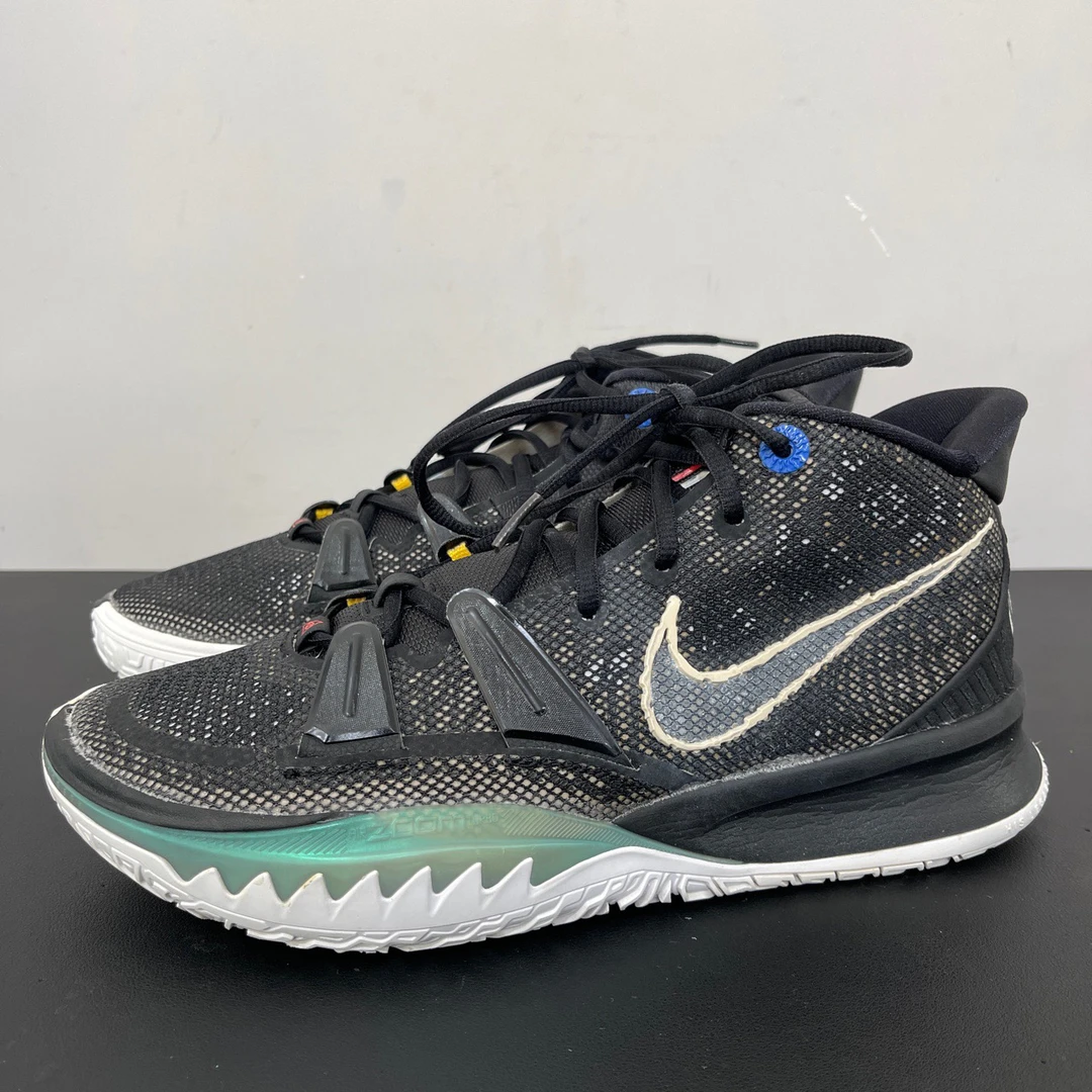 95新 NIKE/耐克 42.5码/欧文7 首发配色潮鞋球鞋/logo涂鸦/无盒