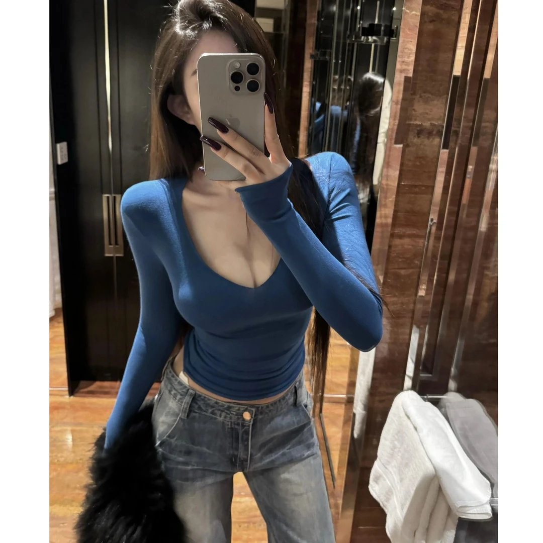 春秋季打底衫显瘦洋气质小众修身V领辣妹百搭紧身女装长袖T恤上衣