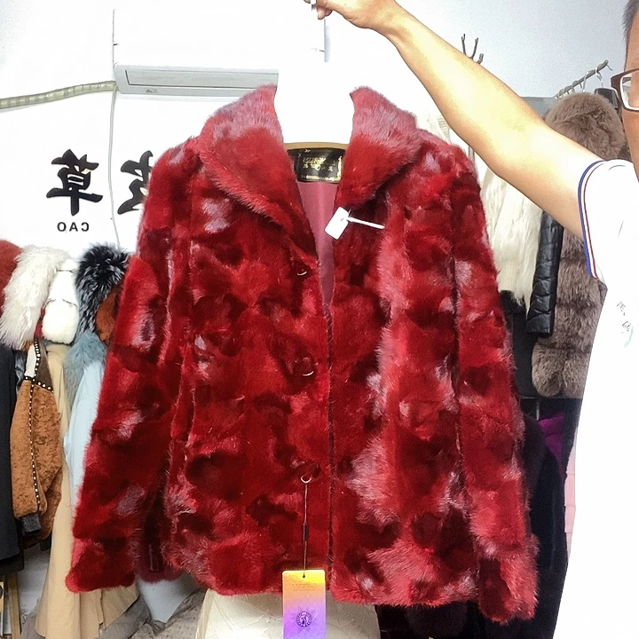 商场断码拼貂衣服