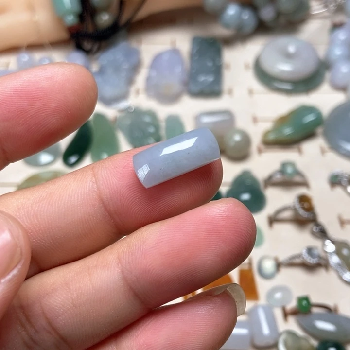 翡翠未镶嵌颈饰缅甸翡翠