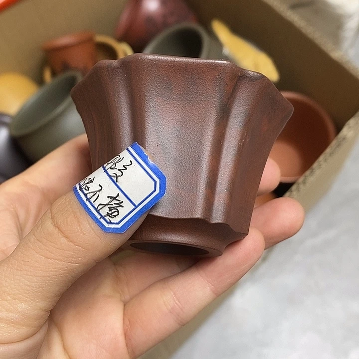 茶杯紫砂瑕疵不退不换，介意勿拍