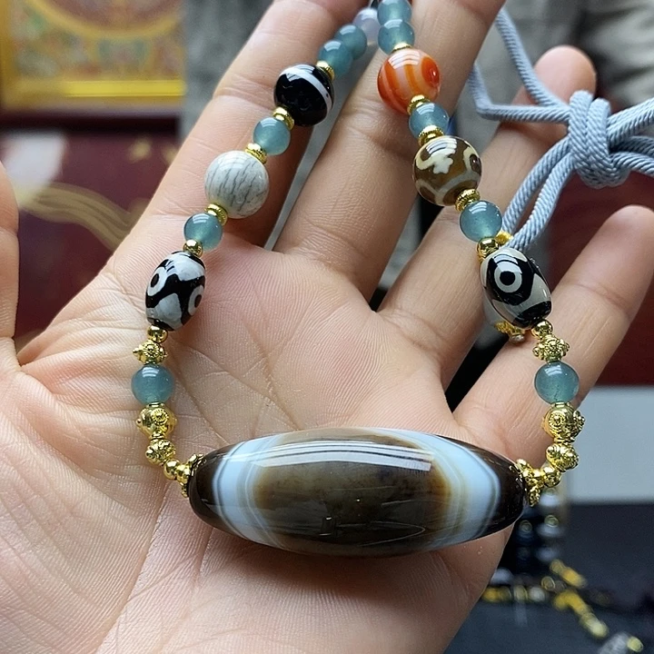 玛瑙/玉髓合金颈饰