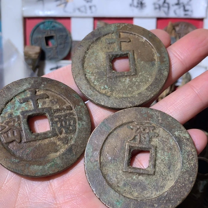 用***2现代工艺品 现代工艺品