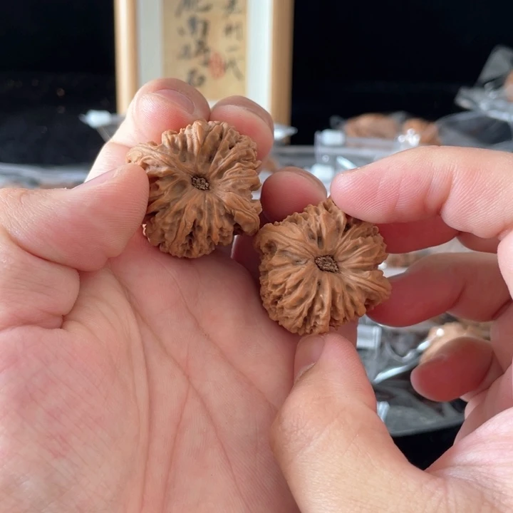 文玩核桃吊坠渣*拉南将 断刺