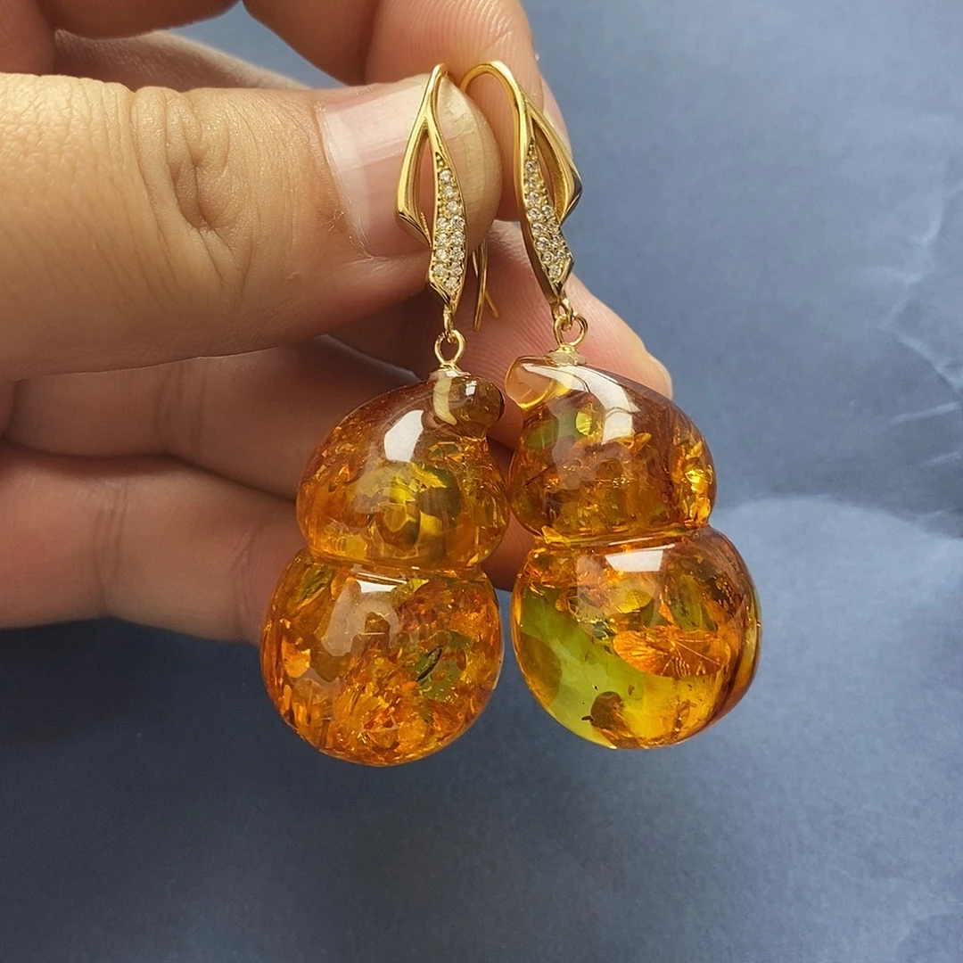 琥珀未镶嵌裸石耳坠