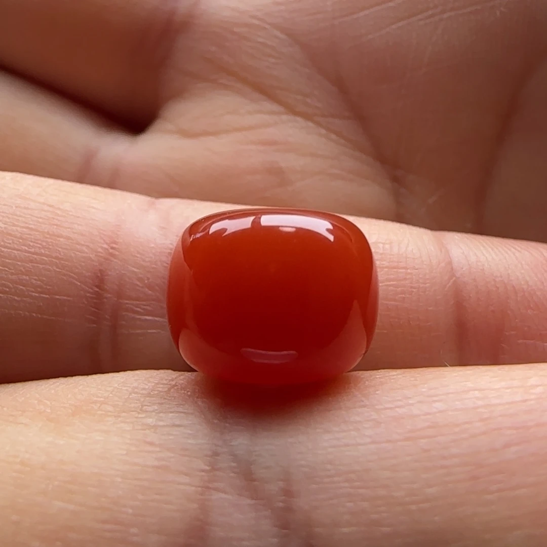 南红玛瑙未镶嵌老型12x9.5孔白点