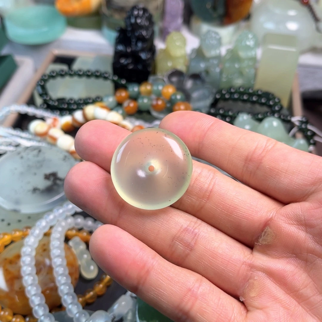 蛇纹石玉未镶嵌原石