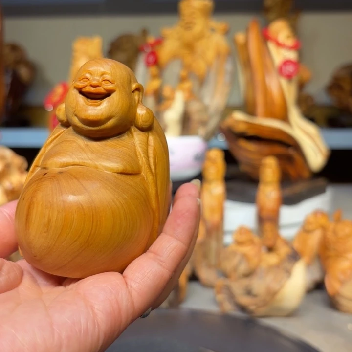 柏木太行崖柏弥勒佛