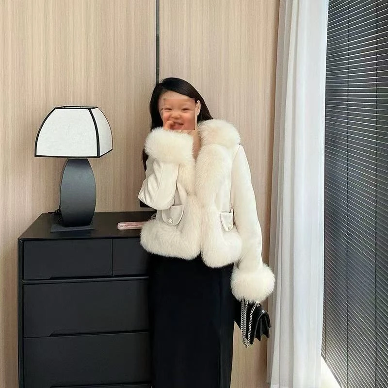 9012毛毛冬外套on退on换～（无售后）