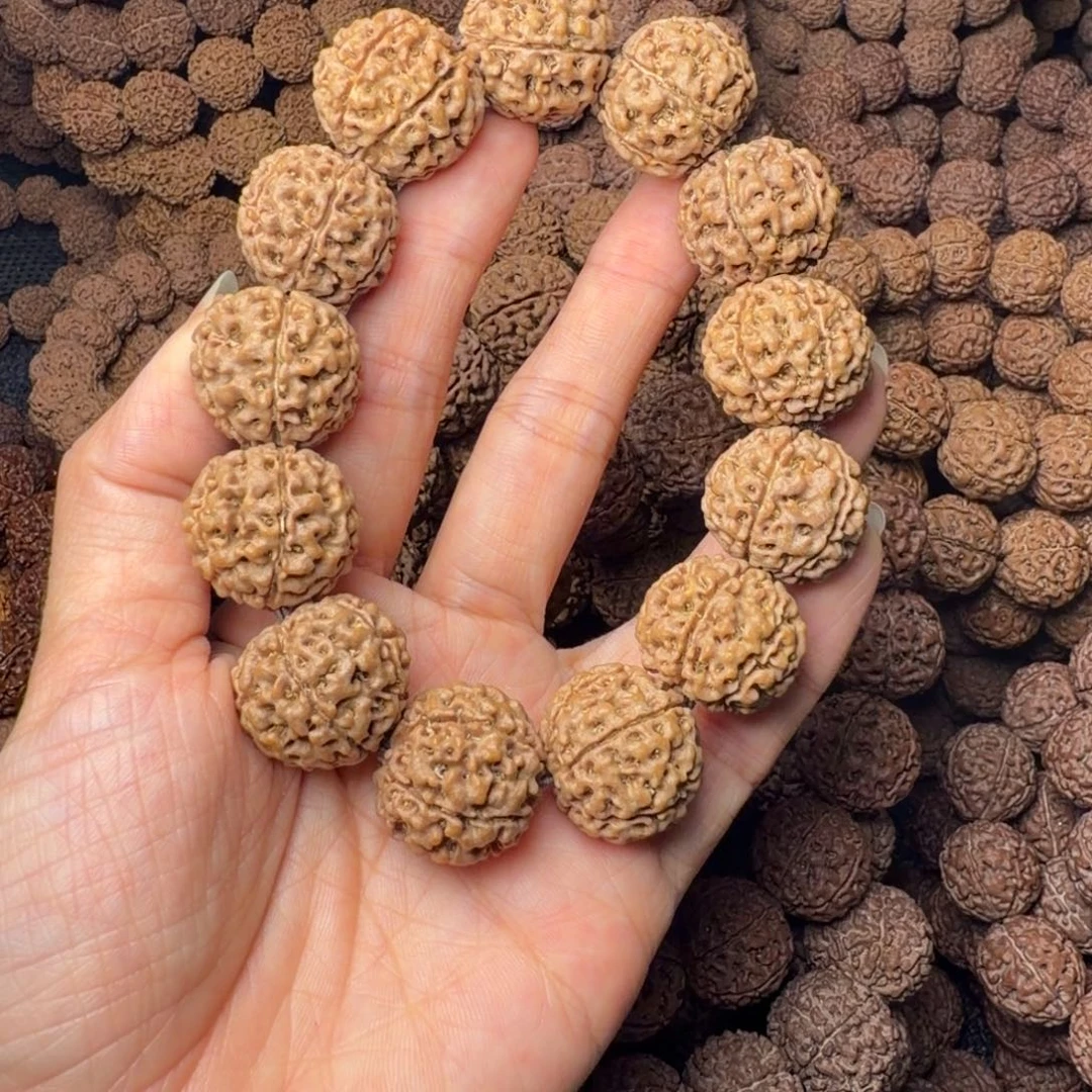 手串金刚菩提6瓣卡21尺，7号