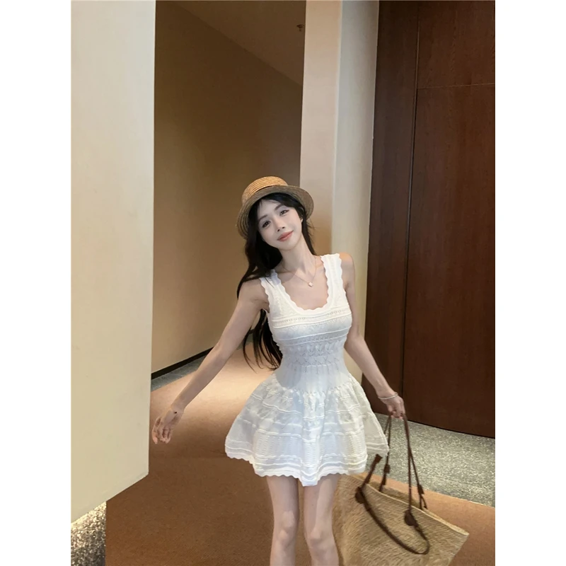 夏季法式气质白色花边U领性感镂空无袖针织背心连衣裙女A字小伞裙