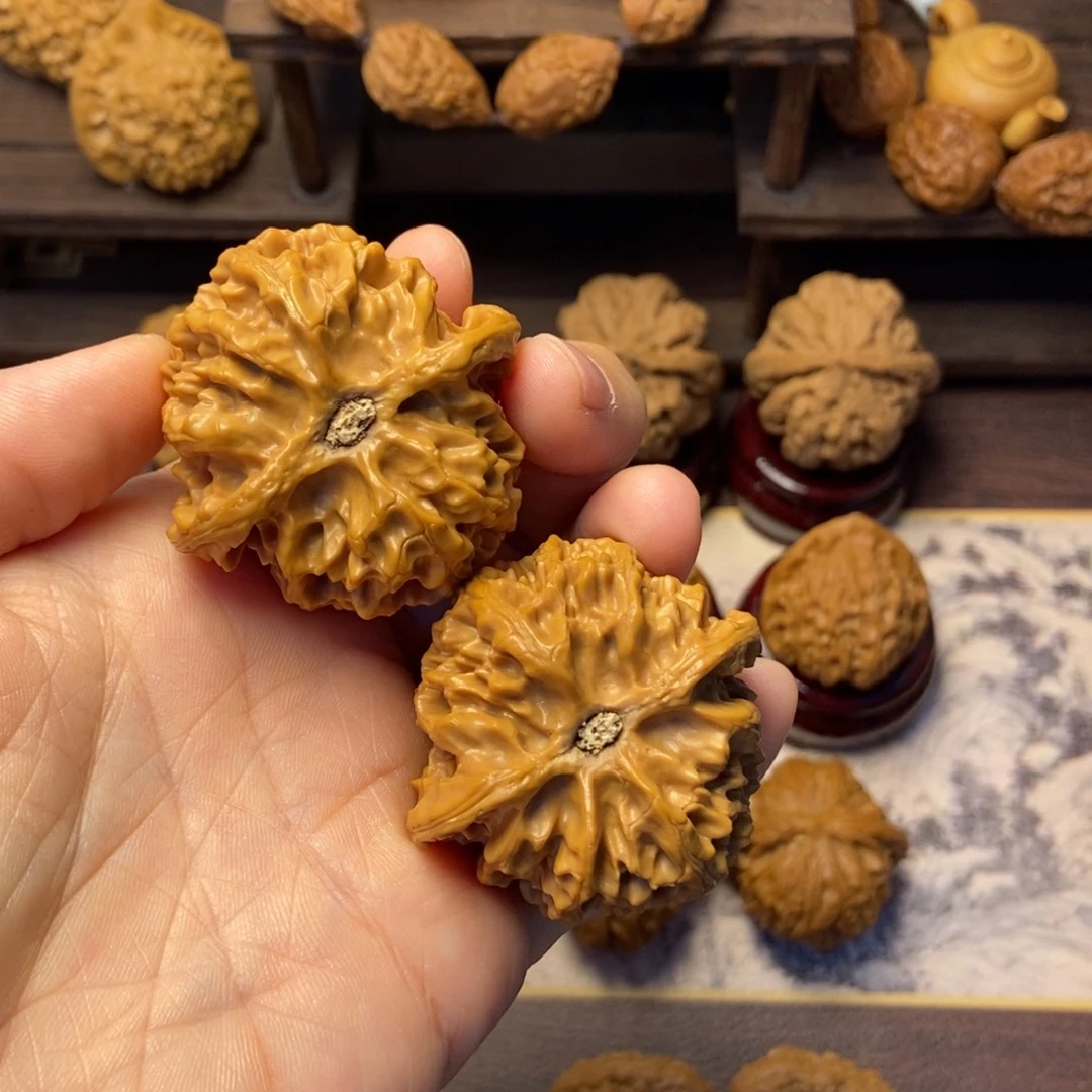 文玩核桃把件全品桃心苹果园45