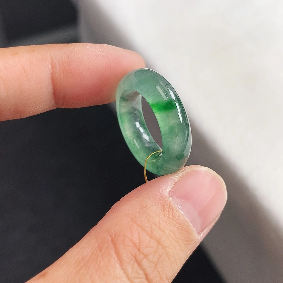 翡翠未镶嵌戒指9号