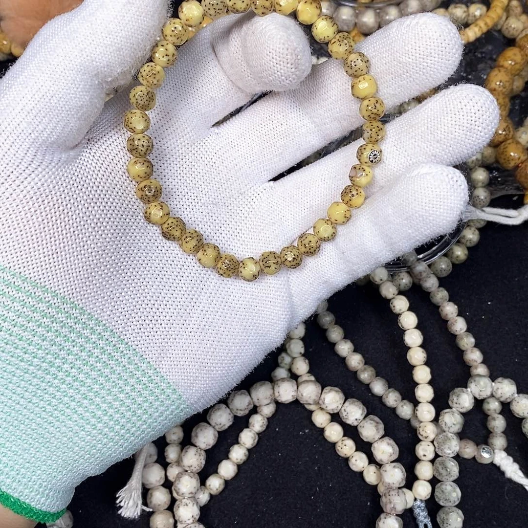 星月菩提吊坠Y**g打标2个