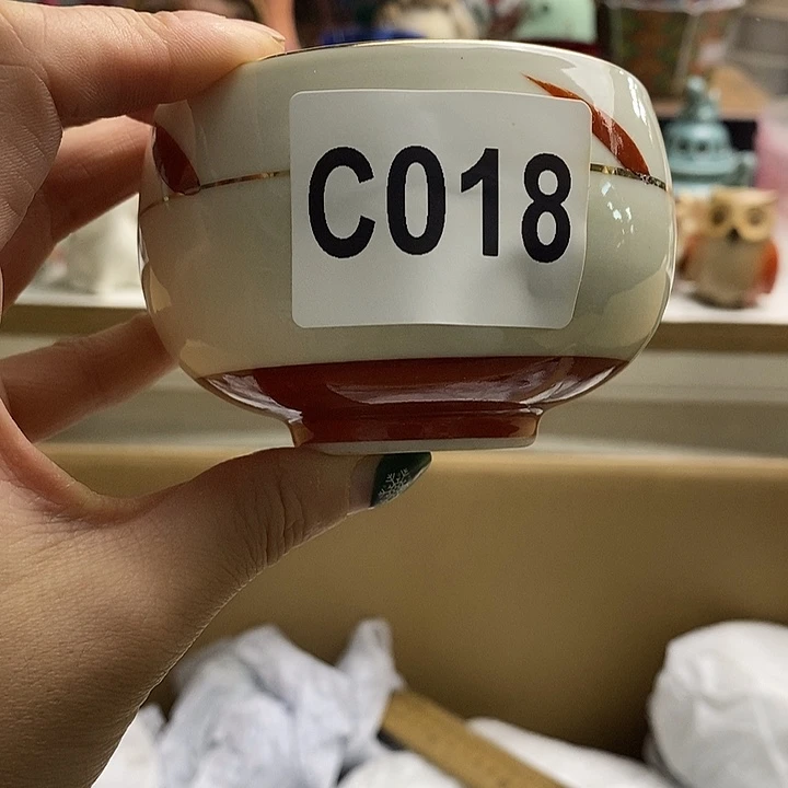 紫砂茶杯云我们都在努力地生活着呢