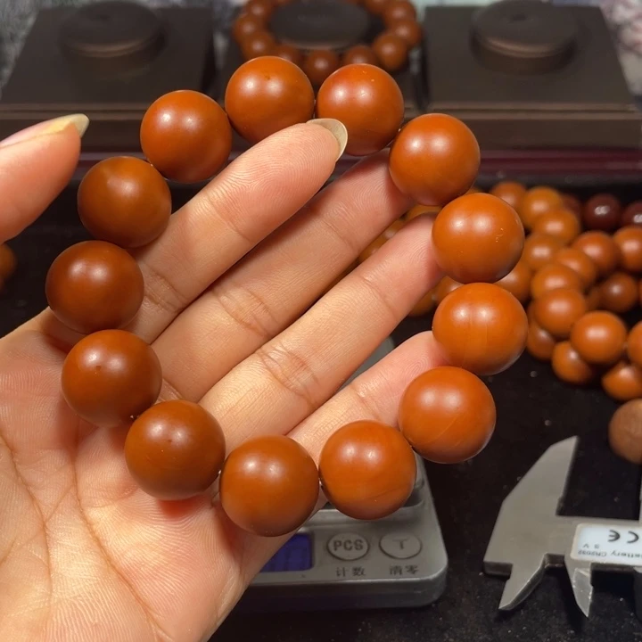 吊坠橄榄核1.76+树王精品小孔