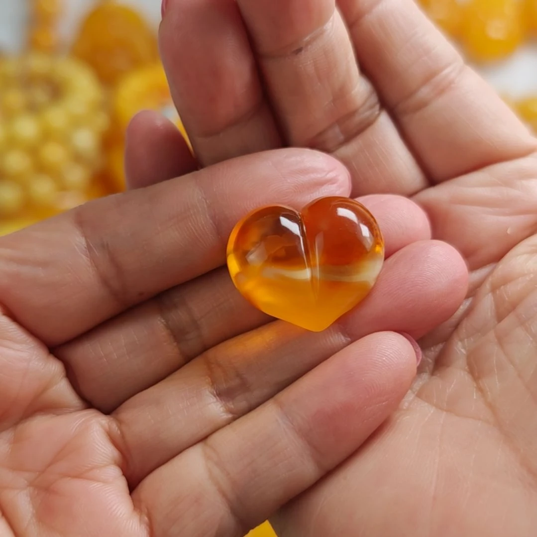 蜜蜡吊坠(赠链)未镶嵌