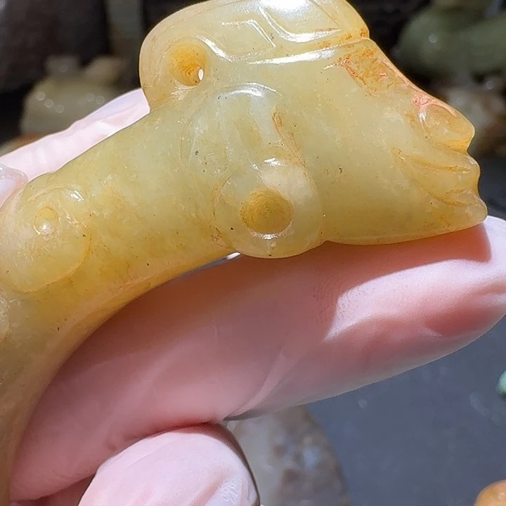 欲***都和田玉（黄玉）未镶嵌颈饰