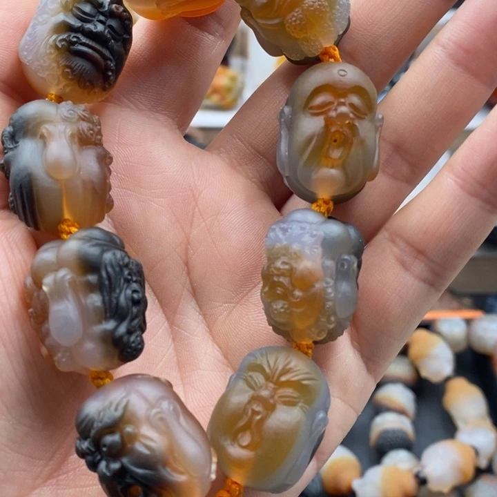 玛瑙/玉髓未镶嵌珠宝奇石