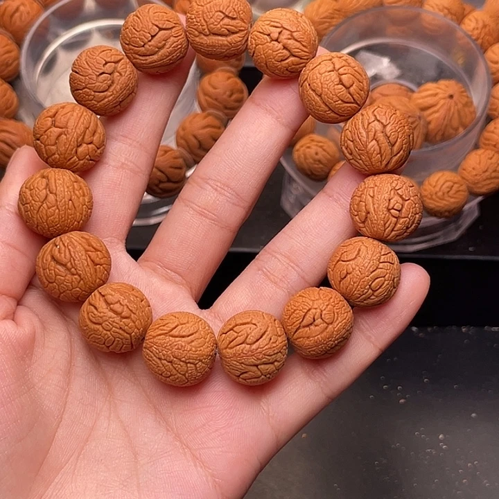 手串桃核金丝龙珠1.7
