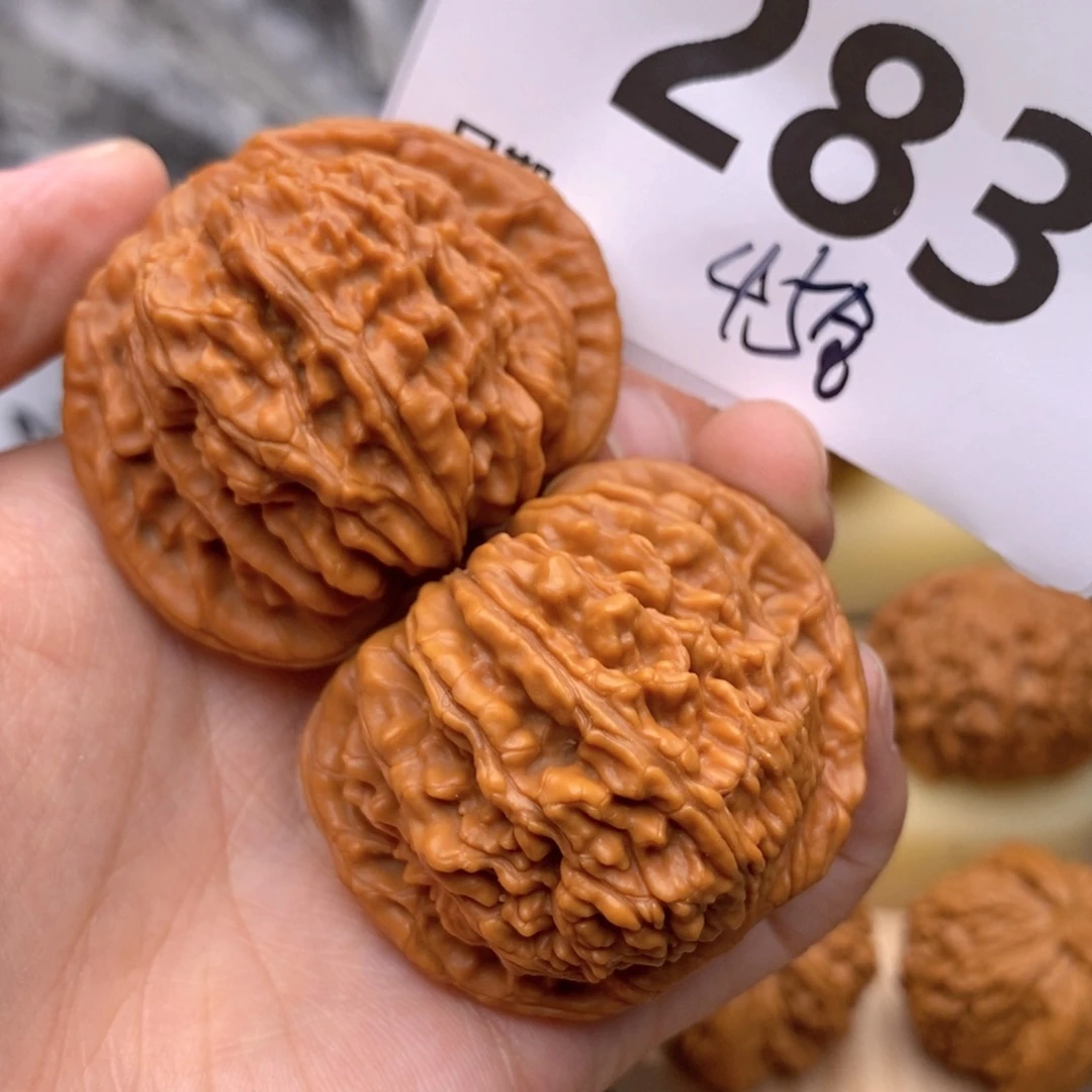 文玩核桃把件283号45全楼