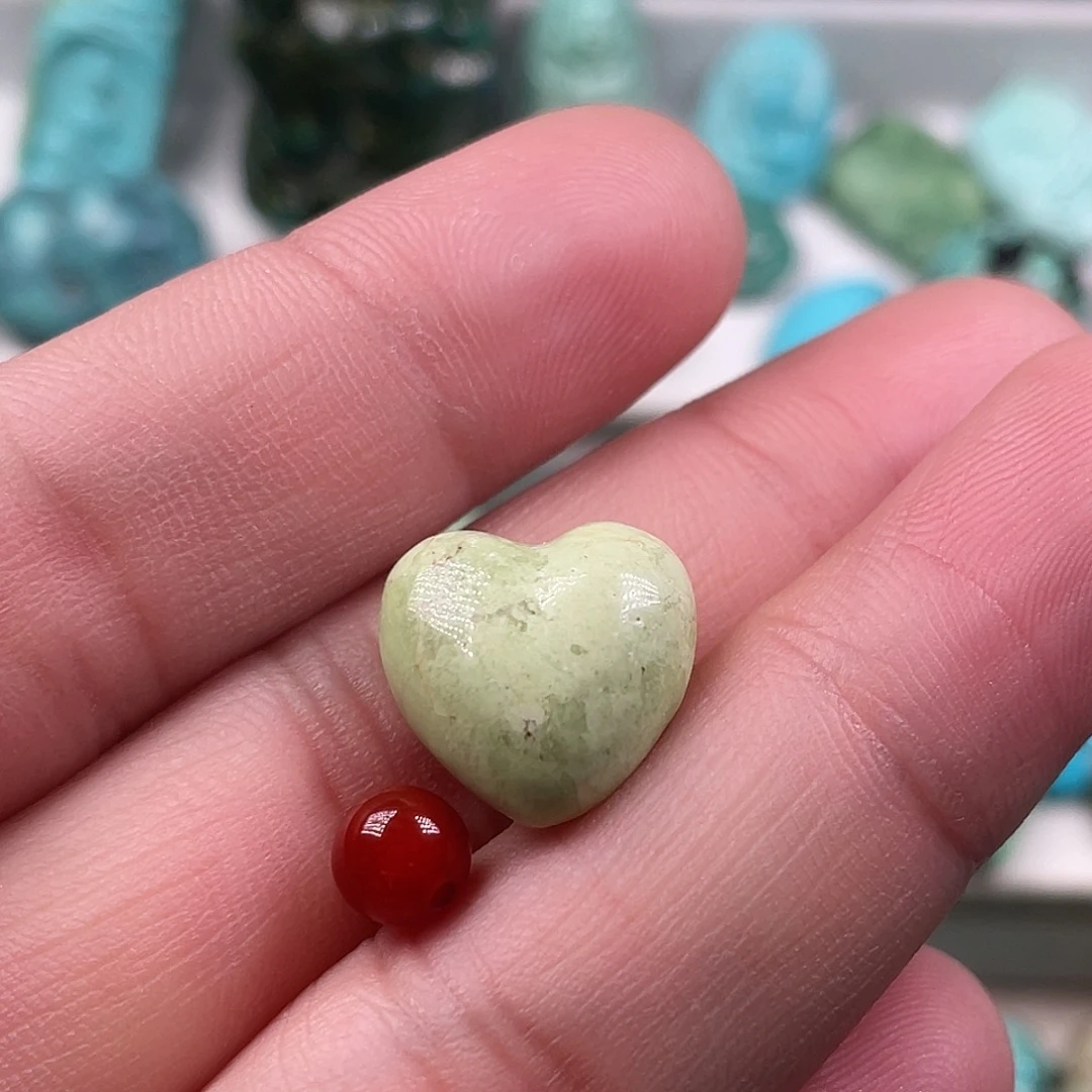 南红玛瑙未镶嵌颈饰