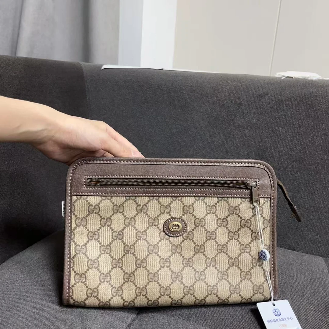 95新 GUCCI/古驰 兔兔奢轩轩/古驰手拿包/16001