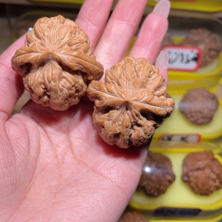 笑***吊坠文玩核桃红锦鲤