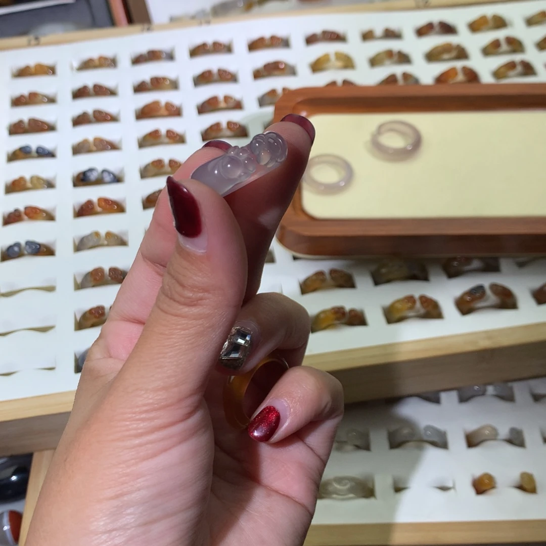 玛瑙/玉髓颈饰未镶嵌天***k