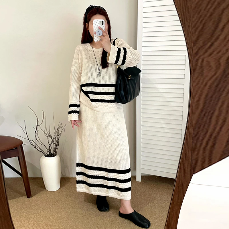 【乃粒】大码撞色条纹套装2025秋胖mm宽松圆领上衣半裙两件套23212