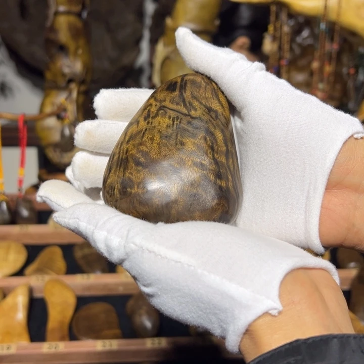 男***仕楠木（金丝楠）手串/手链