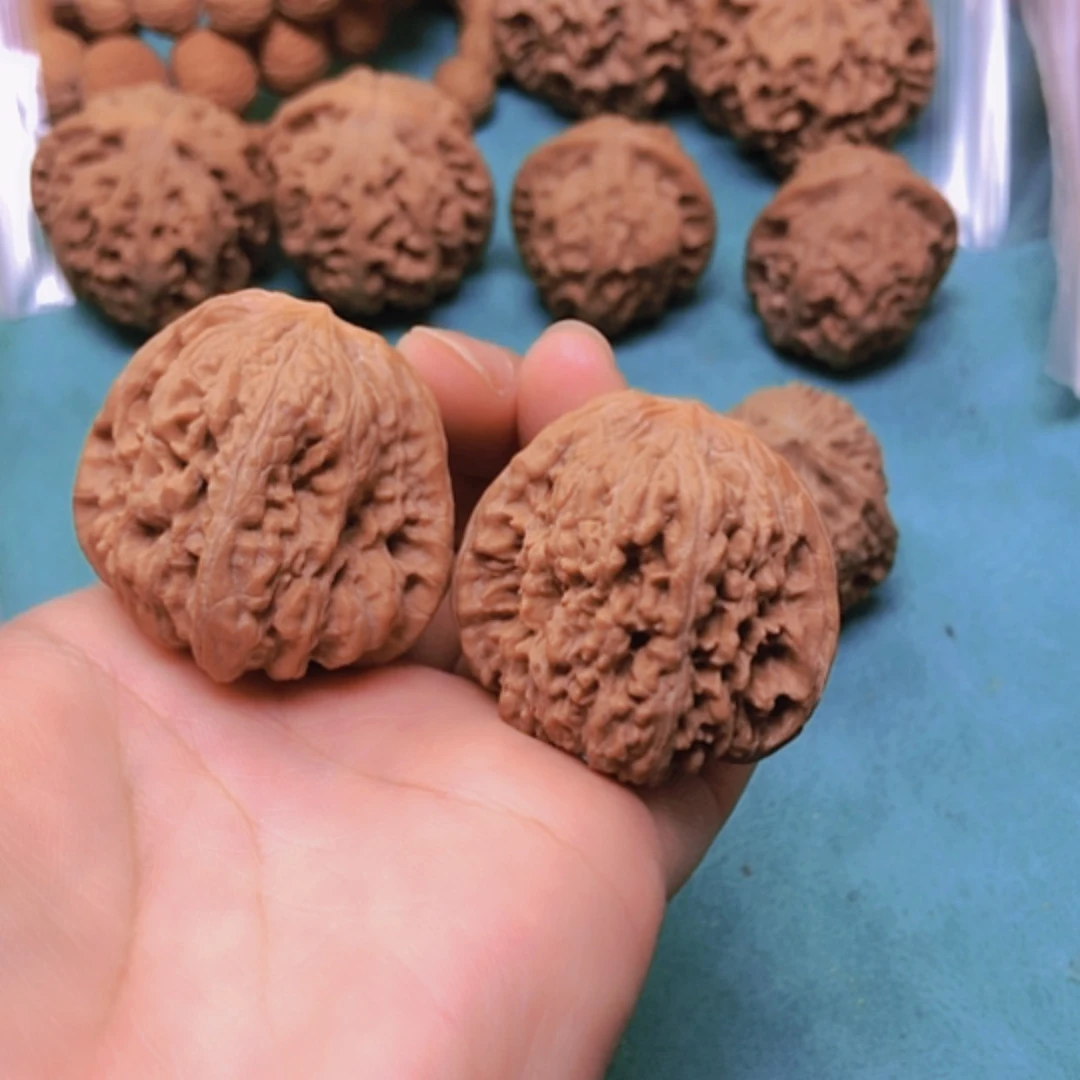 【闪购商品】摆件核桃37平谷凹底有修