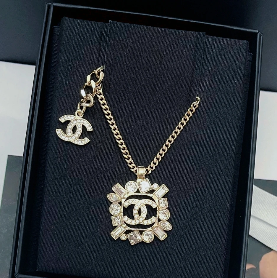 未使用 Chanel/香奈儿 项链经典满钻时尚方糖长钻拼接