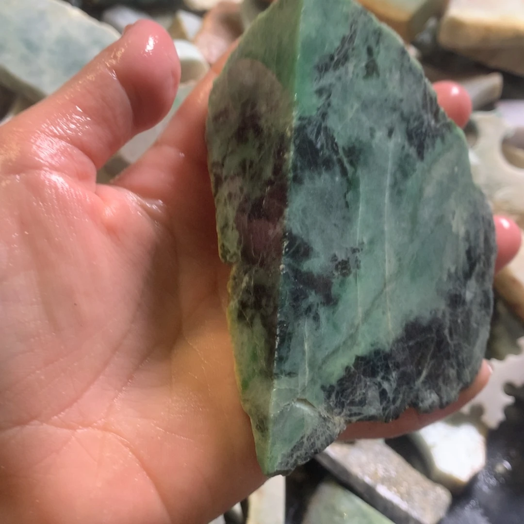 翡翠颈饰未镶嵌缅甸翡翠