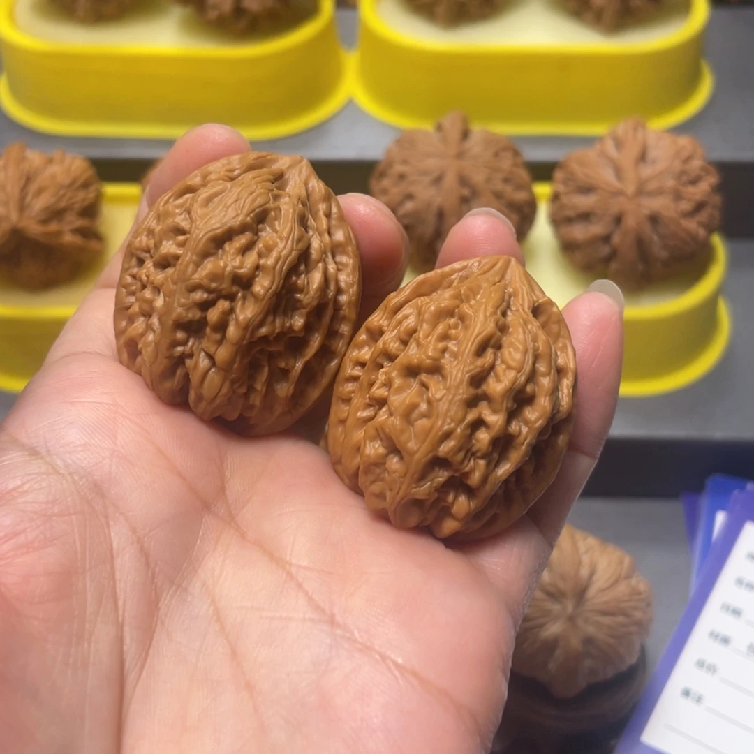 追***草把件文玩核桃红锦鲤37