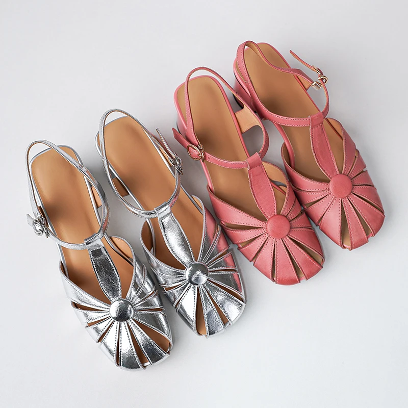 夏天穿裙子专用鞋子2025吸睛必备罗马复古风格方头凉鞋高跟粗跟