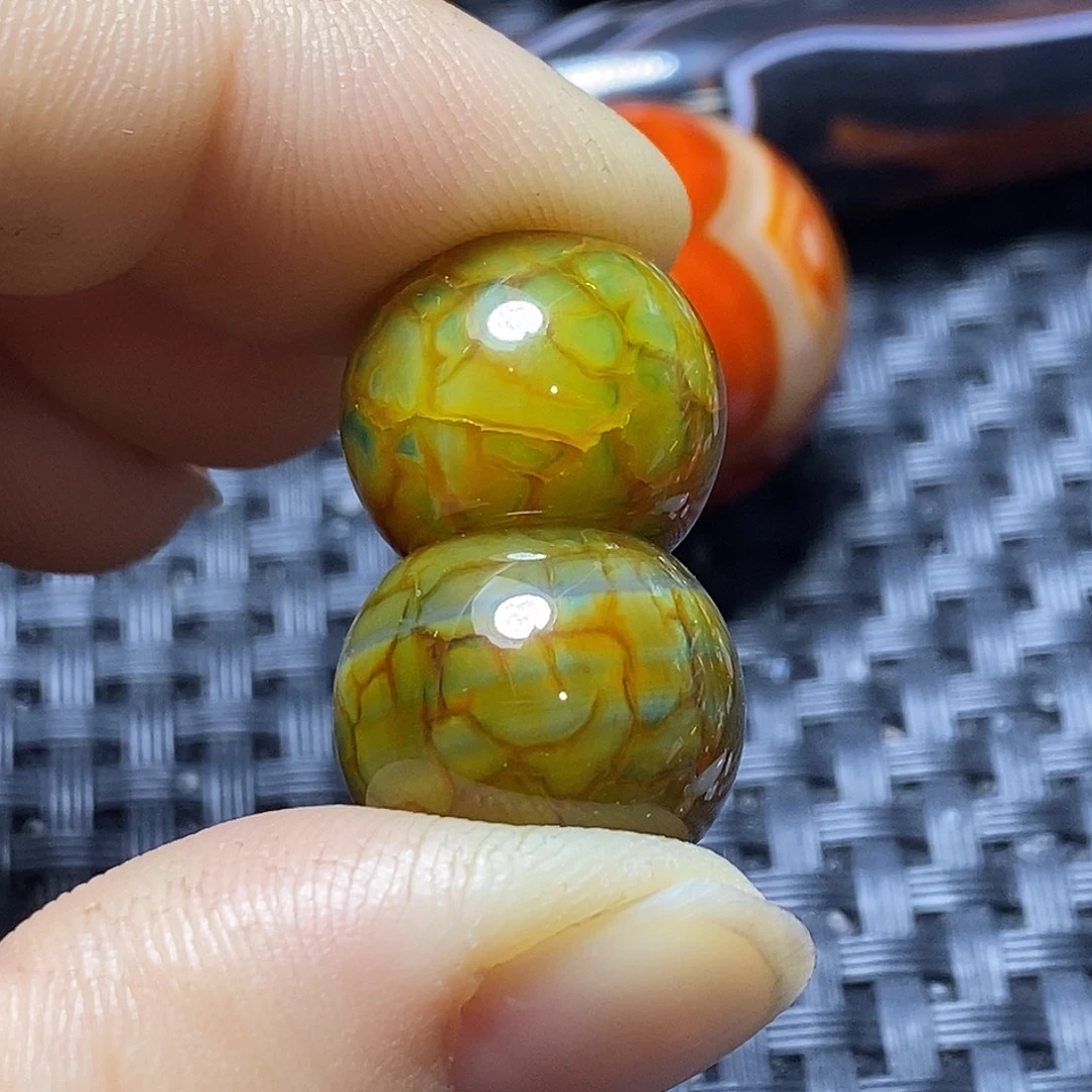 用***1玛瑙/玉髓未镶嵌颈饰