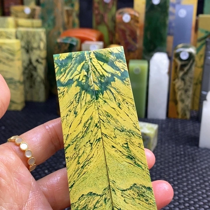 四川石横**马青田石印章石