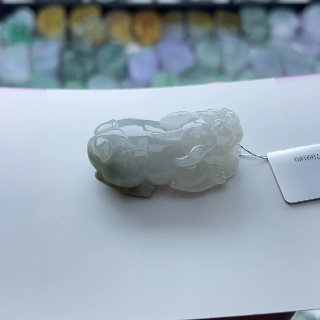 翡翠颈饰未镶嵌貔貅
