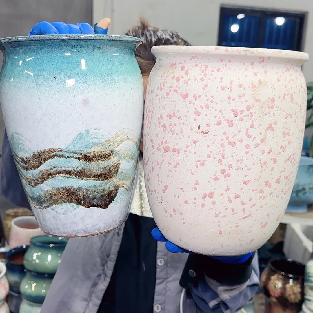 花盆紫砂高24口18 微瑕