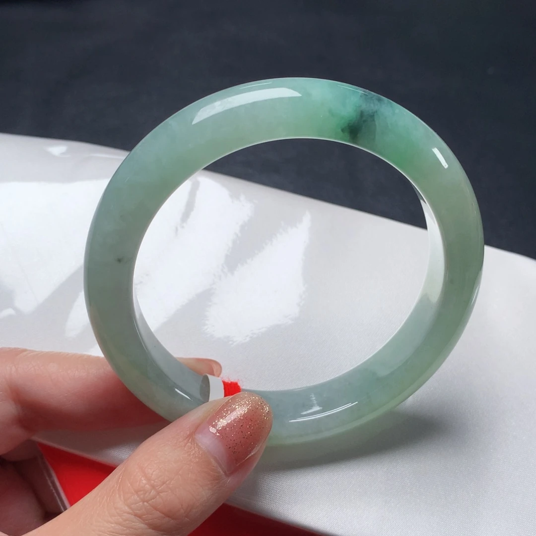 翡翠手镯未镶嵌57圈口016