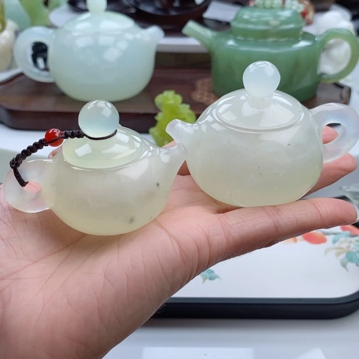 岫玉四大名玉手把壶未镶嵌大****）